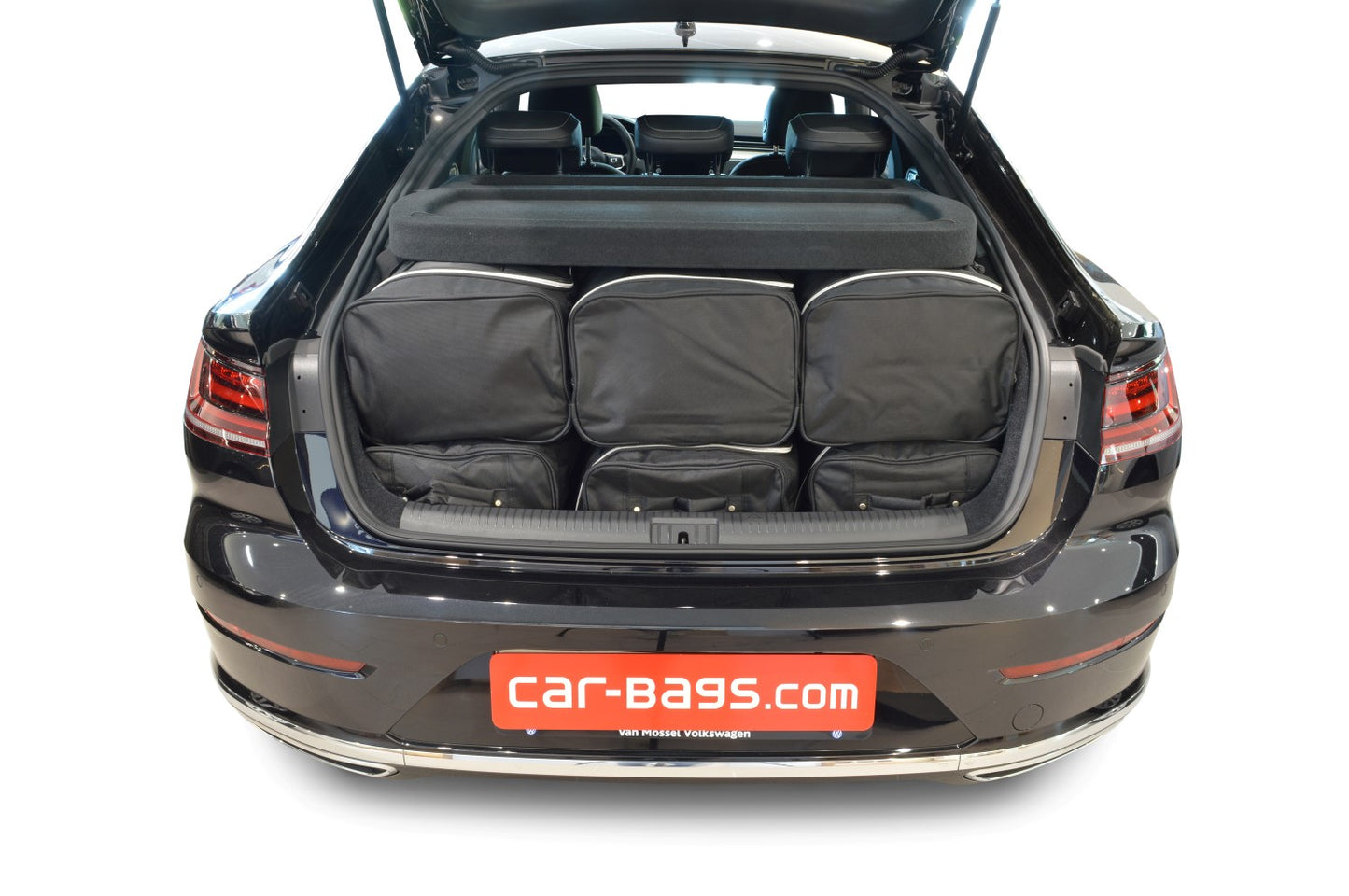 Reistassenset Volkswagen Arteon 2017-heden 5-deurs hatchback