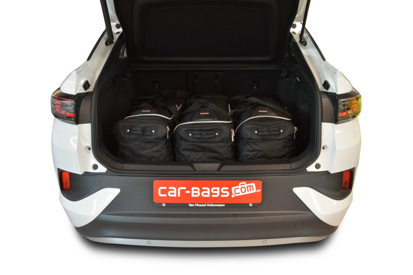 Reistassenset Volkswagen ID.5 2022-heden (Verstelbare laadvloer in onderste stand. Trolleytassen met expansierits)