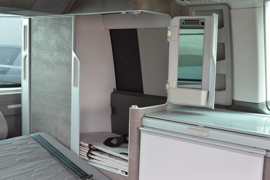 Hangende opbergtas Volkswagen California T6 - T6.1 2015-2024 (BxHxL= 32 x 62-66 x 47 cm)