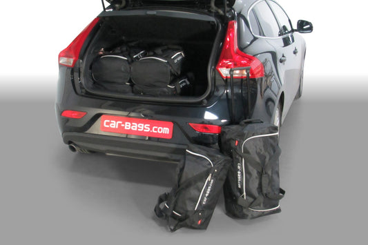 Reistassenset Volvo V40 (P1) 2012-2019 5-deurs hatchback (Versie met lage koffervloer (met bandenreparatieset))