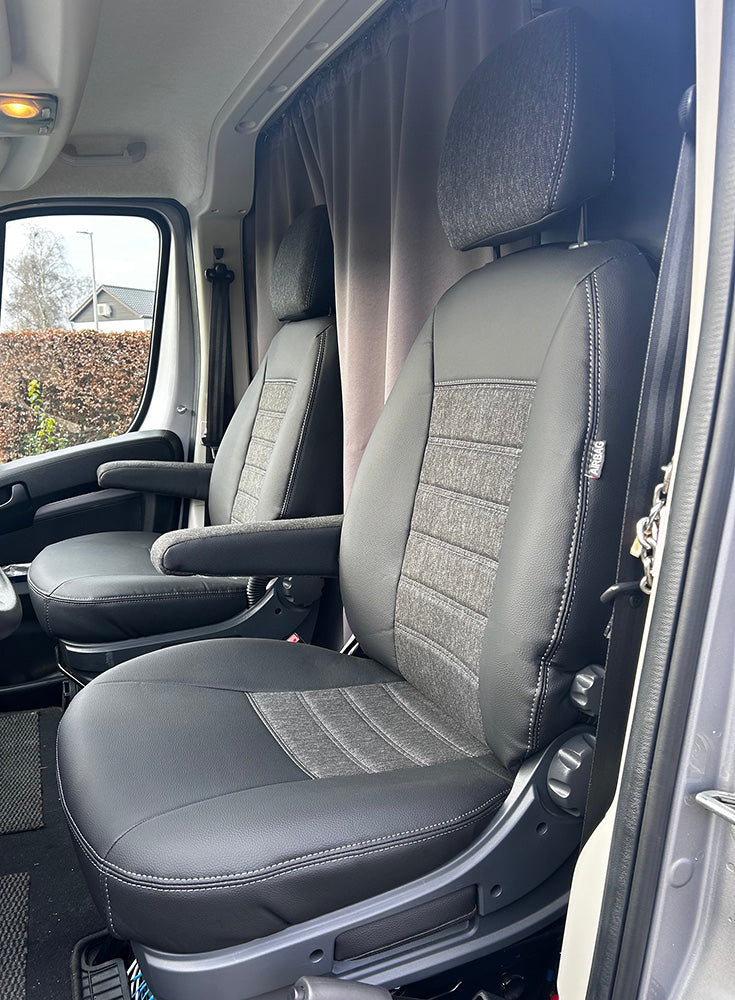 Pasvorm stoelhoezen Peugeot Boxer 2006-heden (past op 2 stoelen) - Exclusive design kunstleer - denim zwart