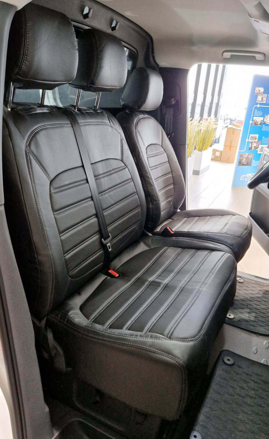 Pasvorm Stoelhoezen Volkswagen ID.Buzz Cargo Bestelwagen (2022-Heden) - Kunstleer