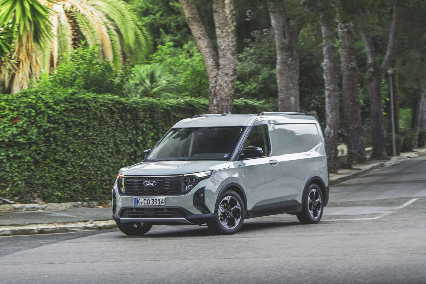 Pasvorm Stoelhoezen Ford Transit Courier Bestelwagen (2024-Heden) - Kunstleer